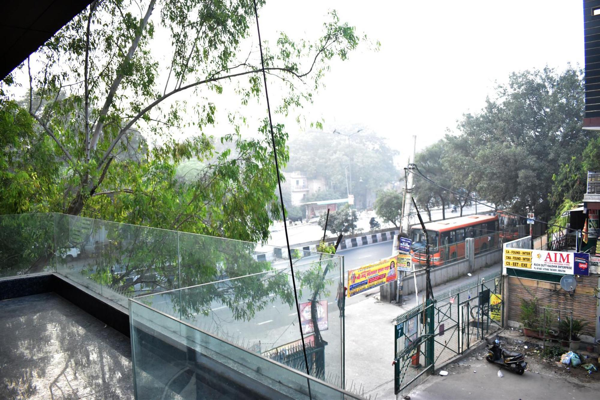 Hotel Cullinan By Qotel Janakpuri Deli Exterior foto