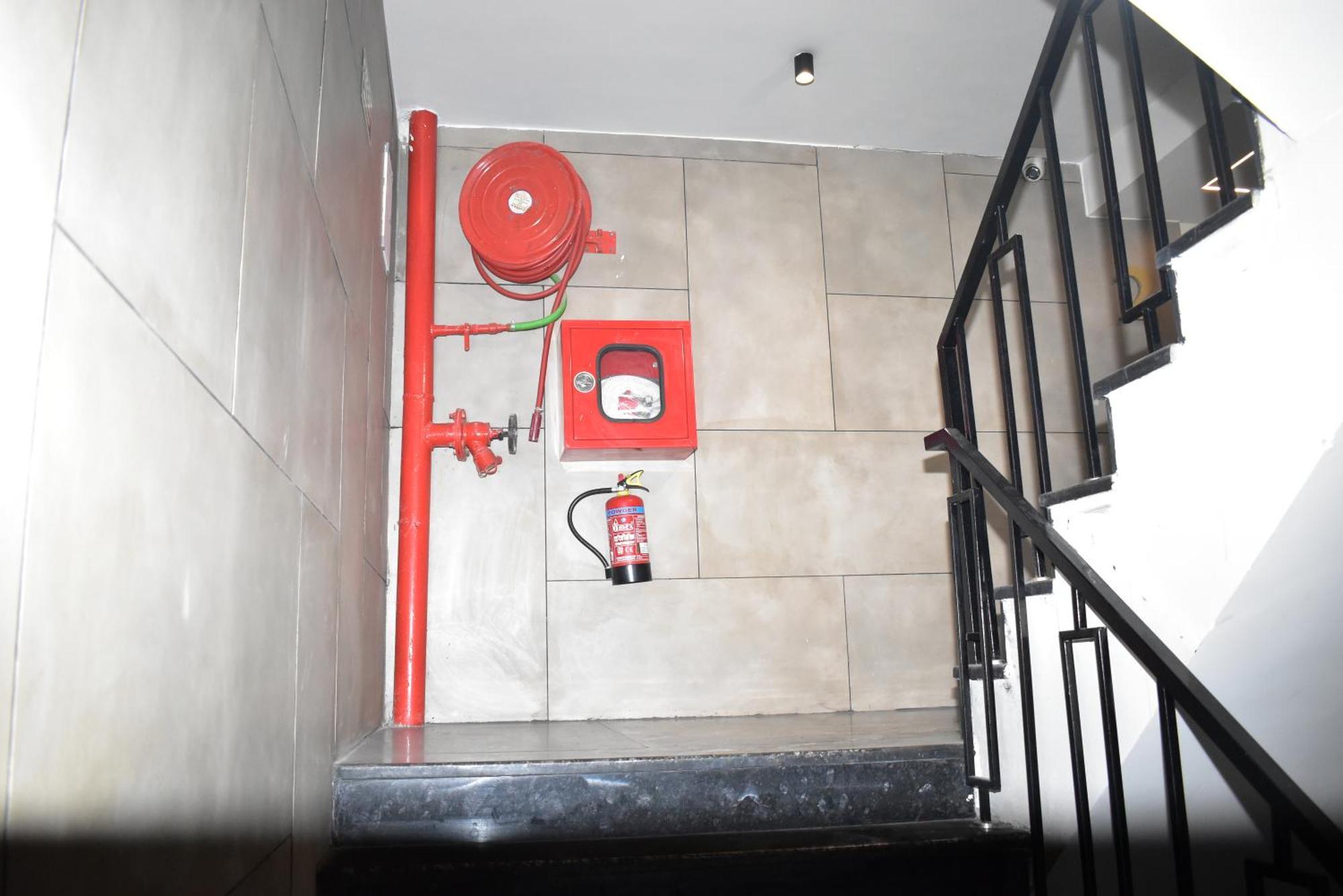 Hotel Cullinan By Qotel Janakpuri Deli Exterior foto